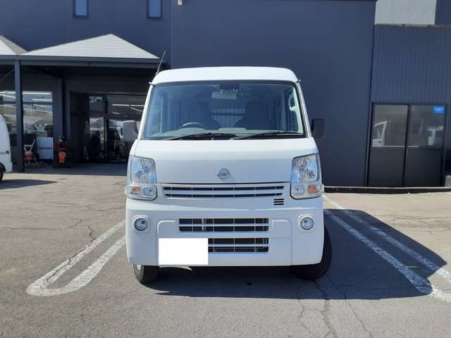 Nissan NV100 Clipper 3