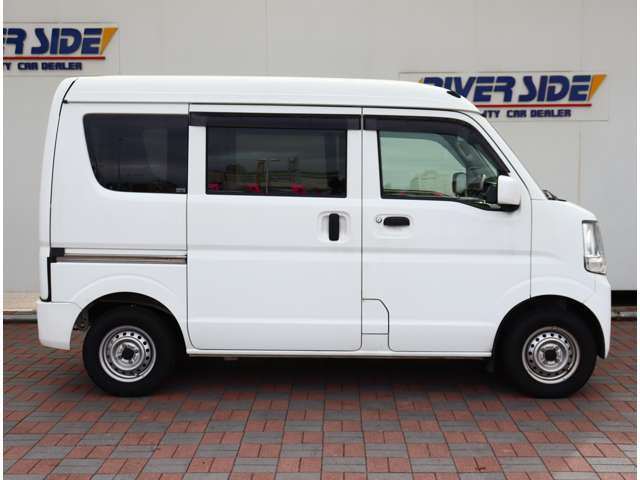 Nissan NV100 Clipper 5