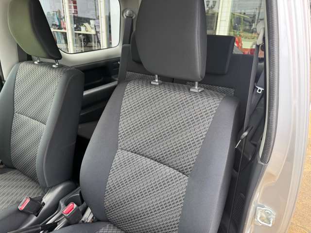Suzuki Jimny 12