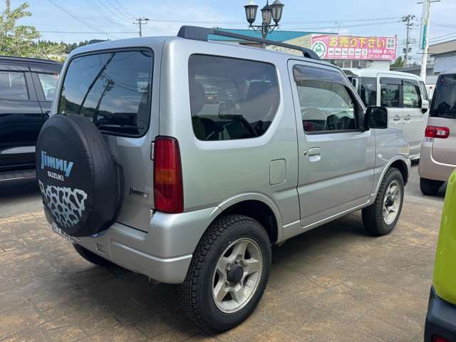 Suzuki Jimny 4