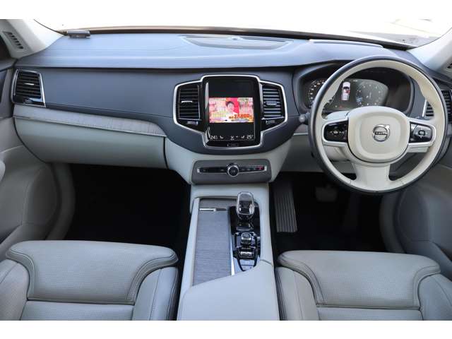Volvo XC90 3