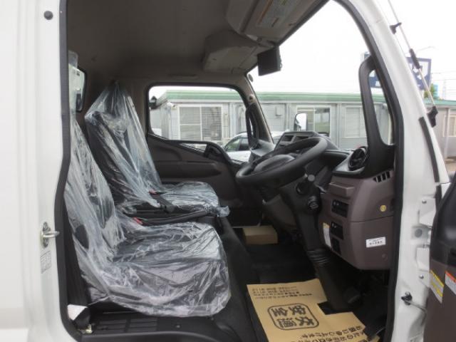 Mitsubishi Fuso Canter 12