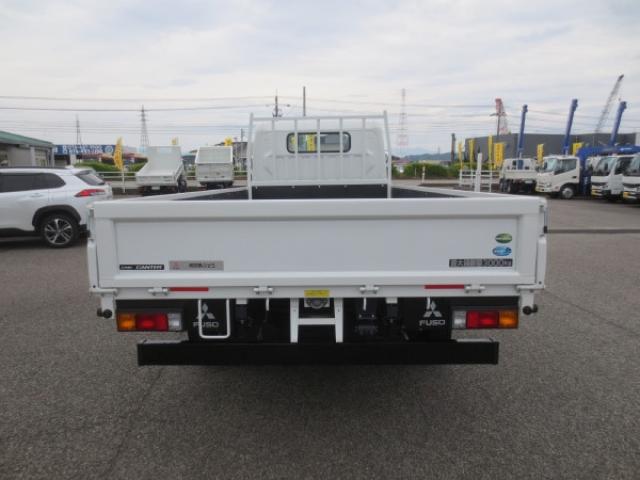 Mitsubishi Fuso Canter 7