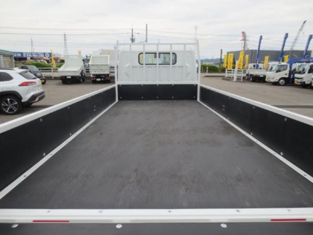 Mitsubishi Fuso Canter 10