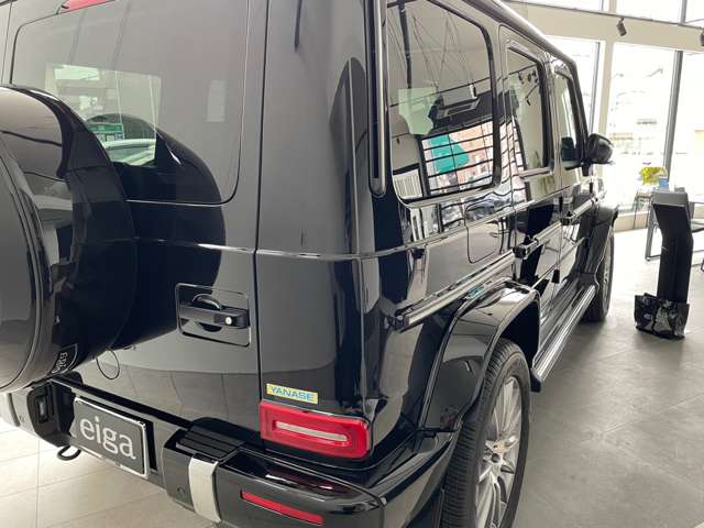 Mercedes-Benz G-Class 12