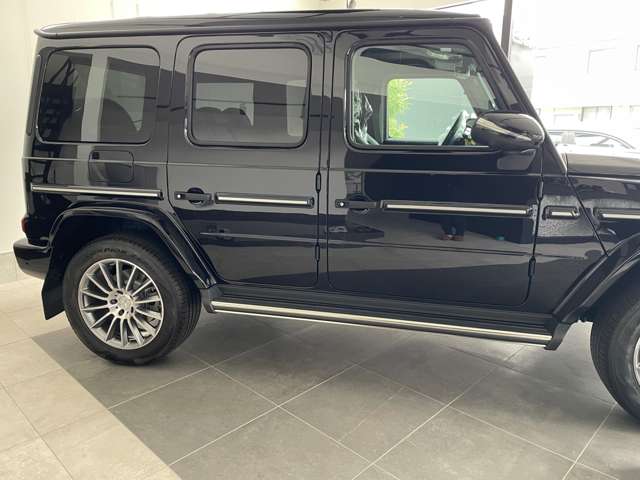 Mercedes-Benz G-Class 9
