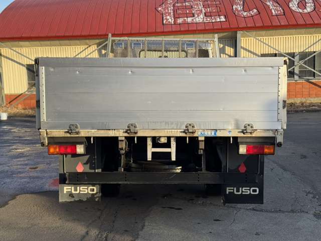 Mitsubishi Fuso Canter 7