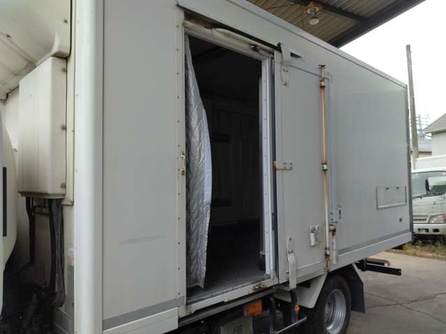 Isuzu Elf 11