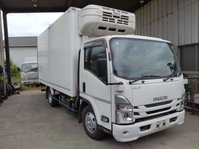 Isuzu Elf 3