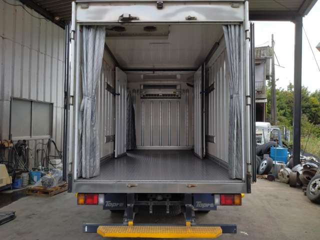 Isuzu Elf 9