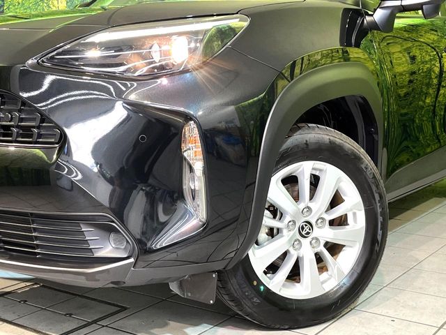 Toyota Yaris Cross 12