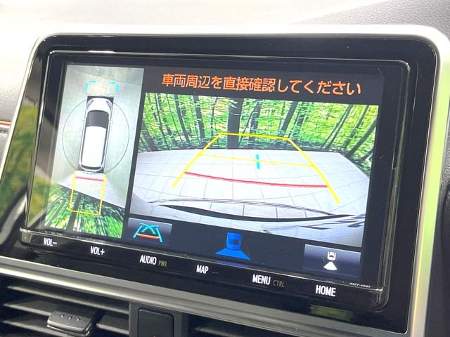 Toyota Sienta 4