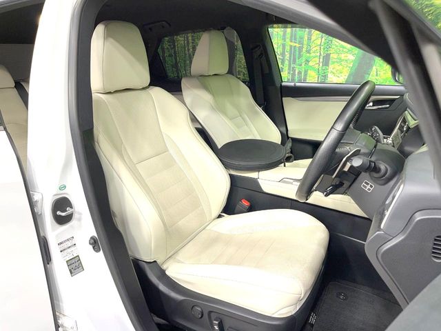Lexus RX 8