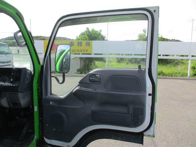 Isuzu Elf 10