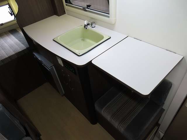 Toyota Camroad 9