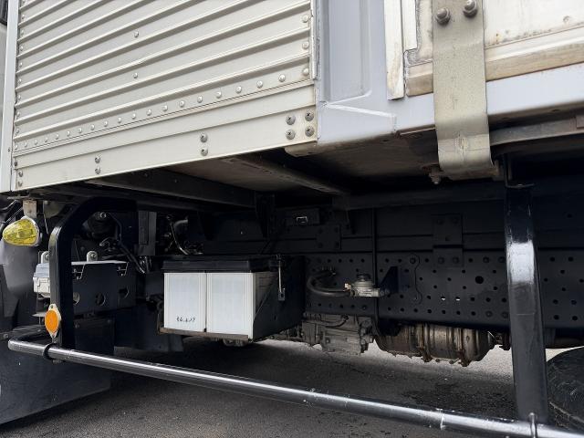 Isuzu Elf 11