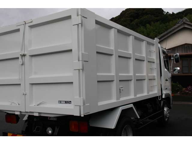 Hino Ranger 11