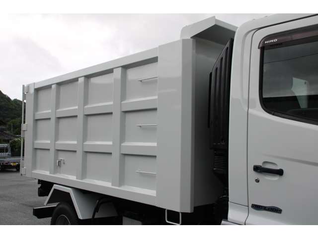 Hino Ranger 12