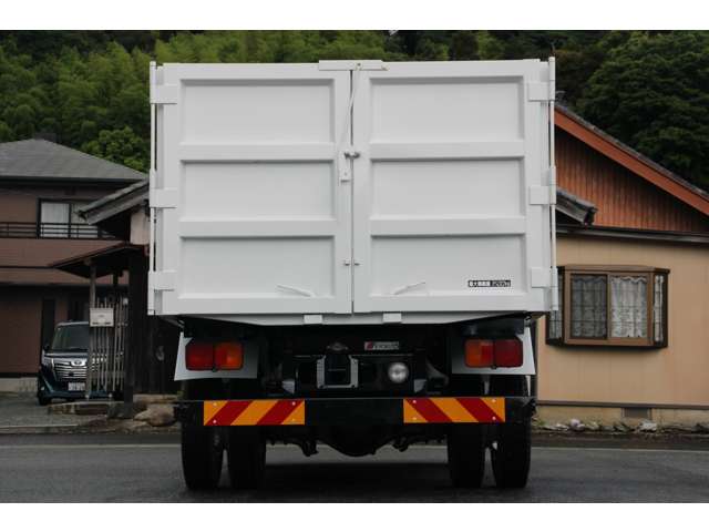 Hino Ranger 8