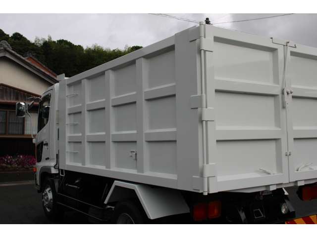 Hino Ranger 10