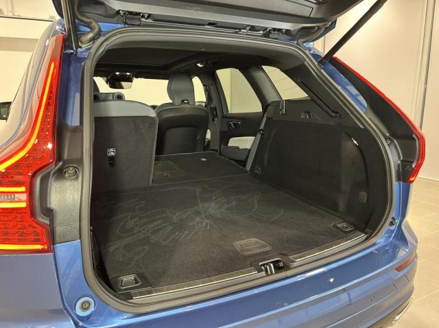 Volvo XC60 11