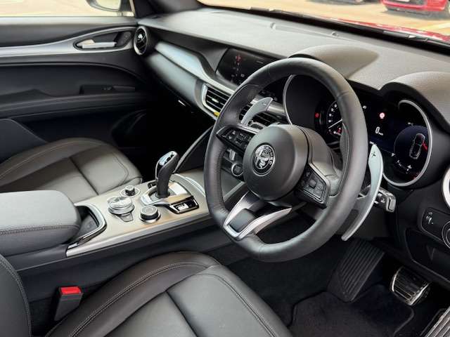 Alfa Romeo Stelvio 3