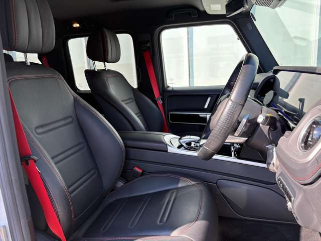 Mercedes-Benz G-Class 11