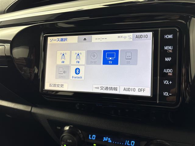 Toyota Hilux 5