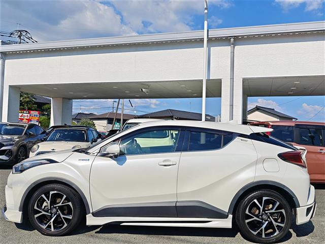 Toyota C-HR 6