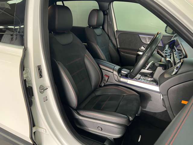 Mercedes-Benz GLB 6