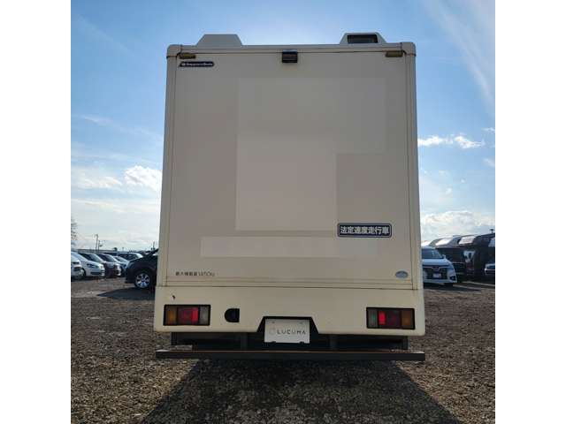 Isuzu Elf 10
