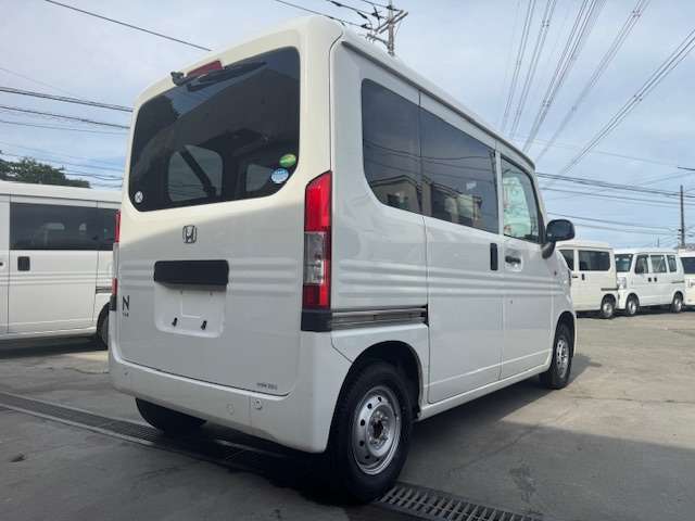 Honda N-VAN 8