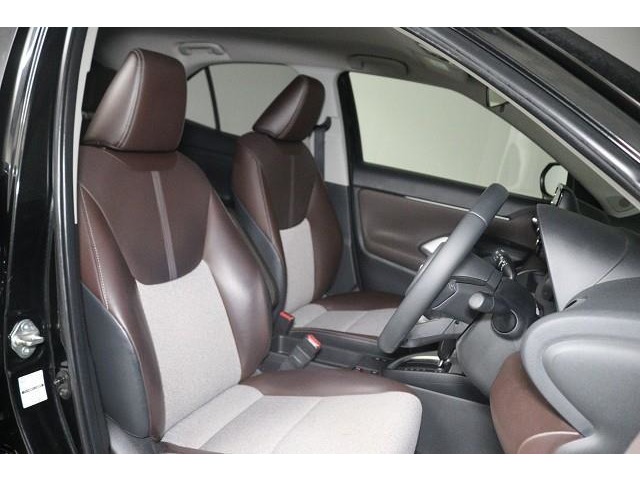 Toyota Yaris Cross 10