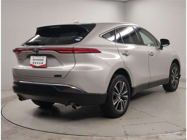Toyota Harrier 3