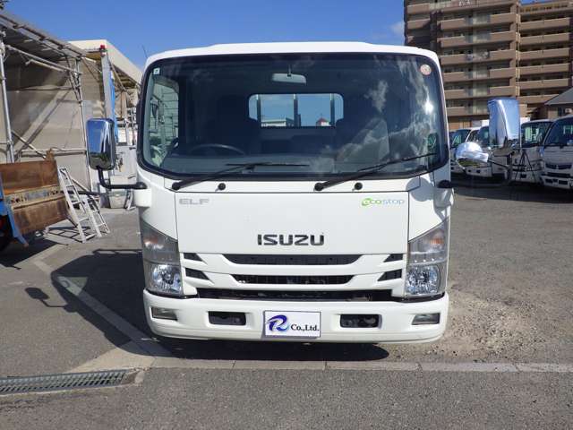 Isuzu Elf 4