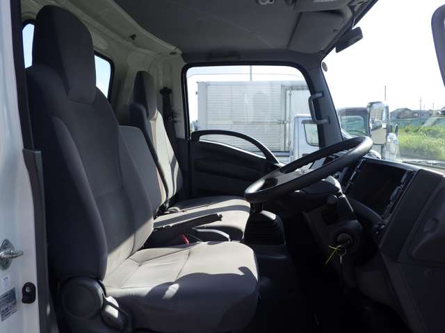 Isuzu Elf 10