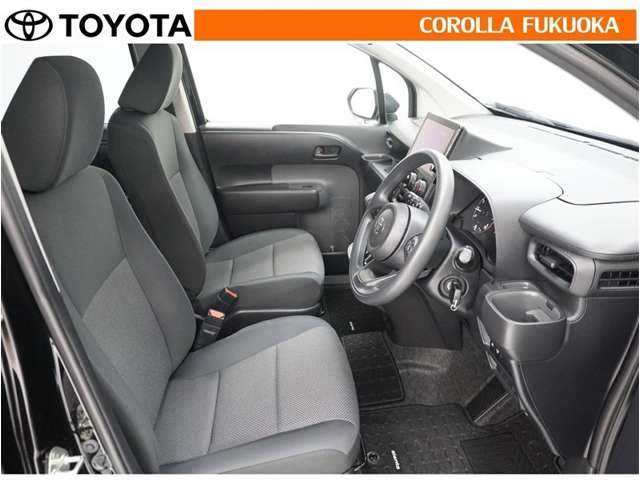 Toyota Sienta 12