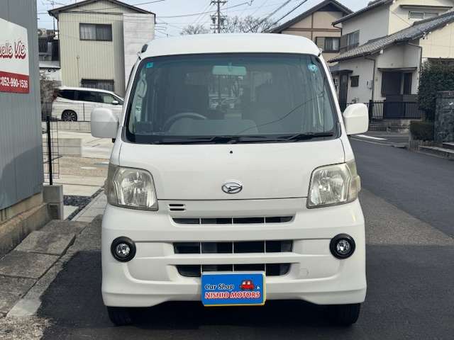 Daihatsu Hijet Cargo 2