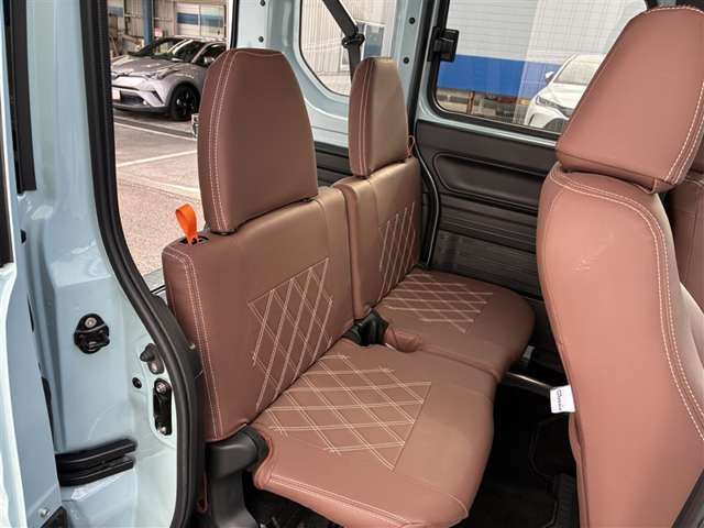 Honda N-VAN 10