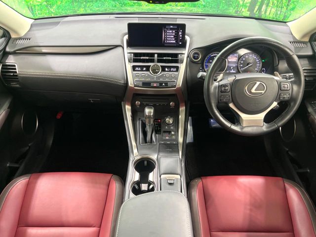 Lexus NX 2