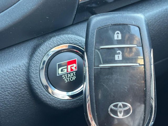 Toyota Hilux 8