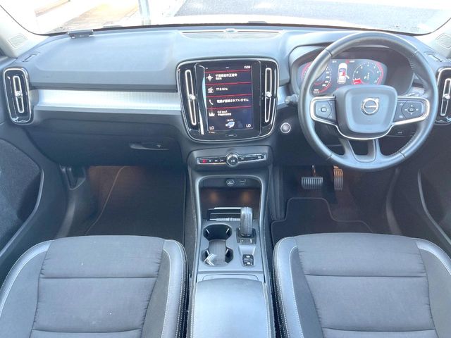 Volvo XC40 2