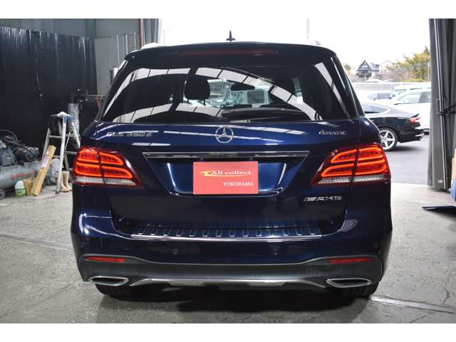 Mercedes-Benz GLE 8
