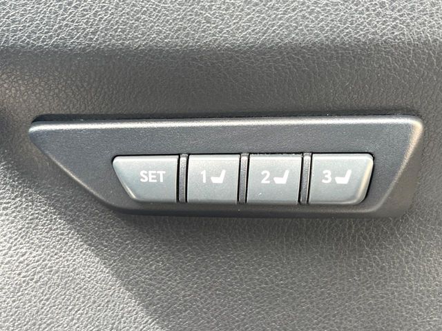 Lexus NX 7