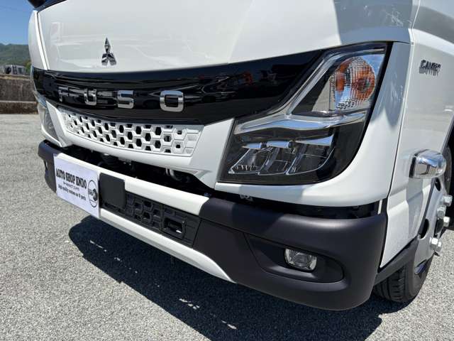 Mitsubishi Fuso Canter 12