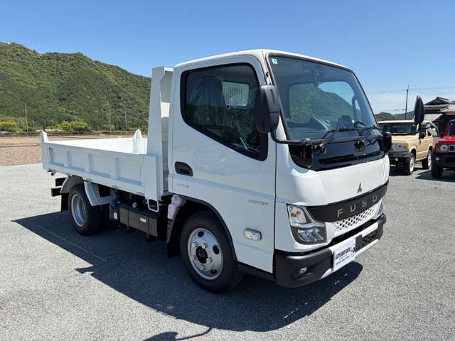 Mitsubishi Fuso Canter 7