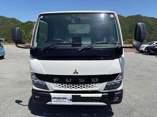 Mitsubishi Fuso Canter 8