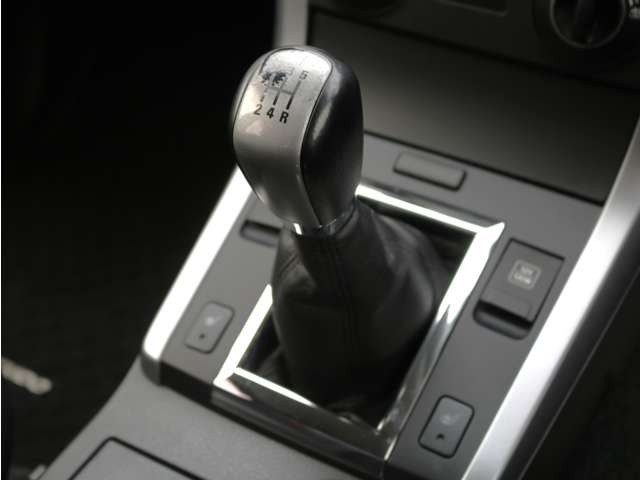 Suzuki Escudo 4