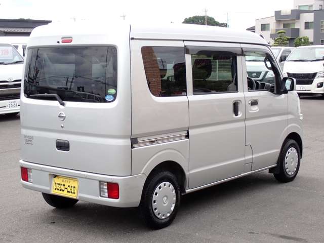 Nissan NV100 Clipper 11