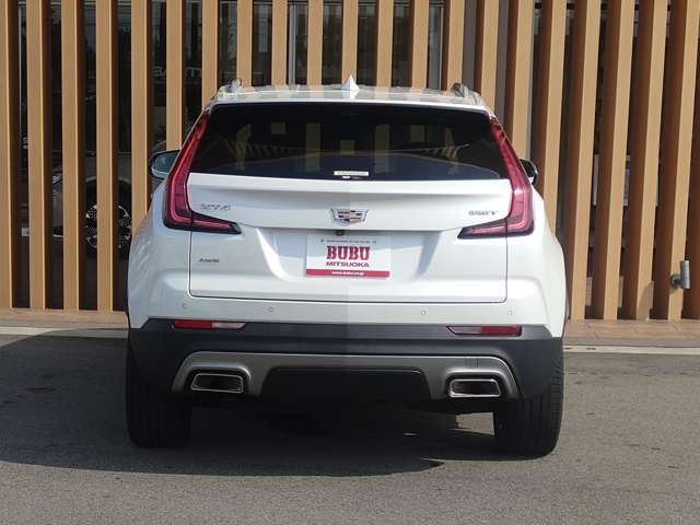 Cadillac XT4 6